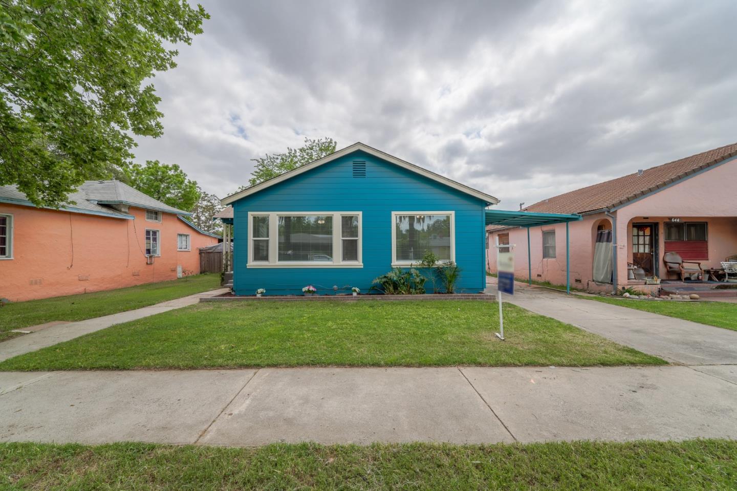 Detail Gallery Image 7 of 34 For 636 W 25th St, Merced,  CA 95340 - 2 Beds | 1 Baths