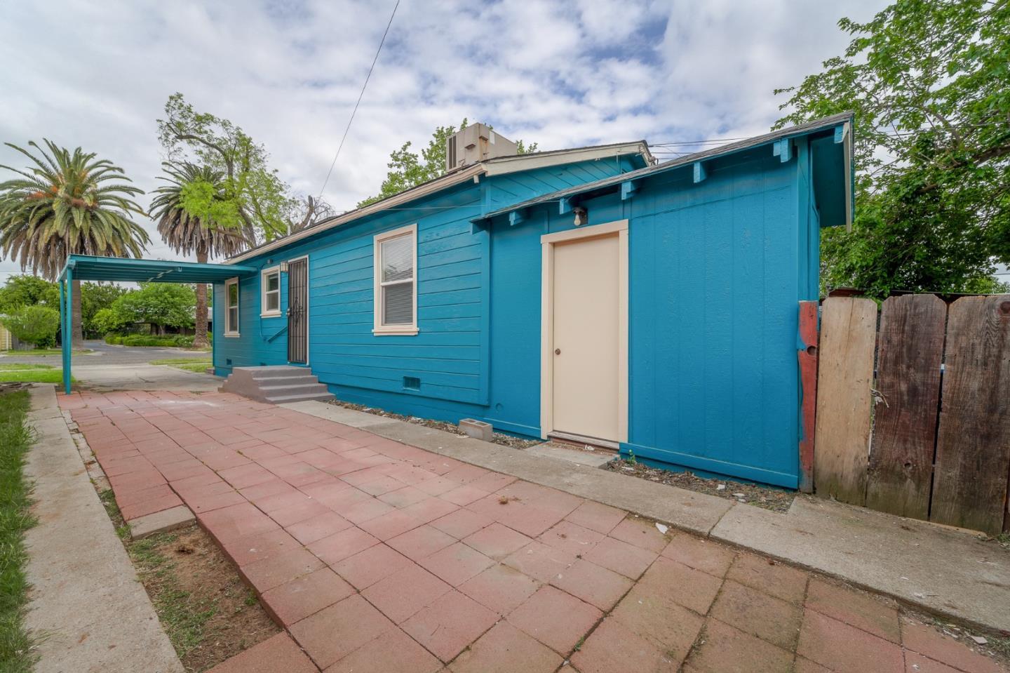 Detail Gallery Image 9 of 34 For 636 W 25th St, Merced,  CA 95340 - 2 Beds | 1 Baths