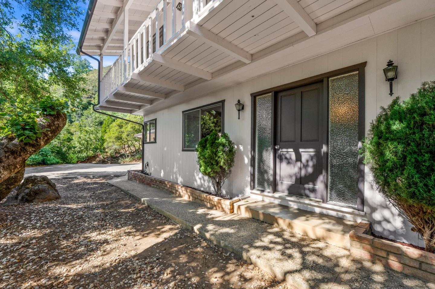 Detail Gallery Image 2 of 59 For 26025 Highland Way, Los Gatos,  CA 95033 - 4 Beds | 2/1 Baths