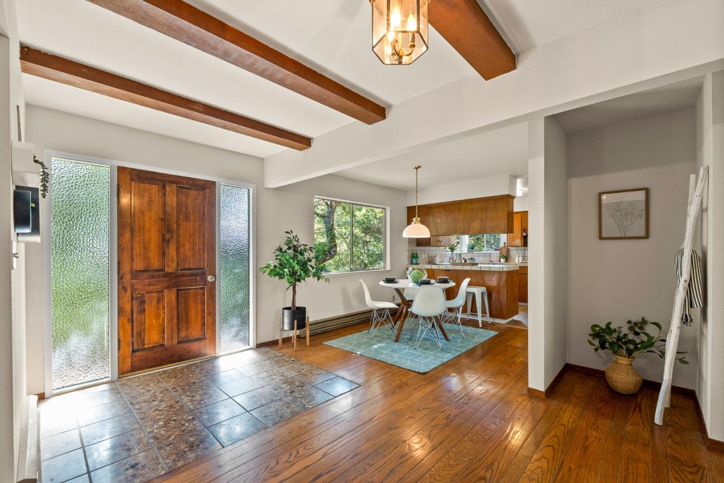 Detail Gallery Image 9 of 59 For 26025 Highland Way, Los Gatos,  CA 95033 - 4 Beds | 2/1 Baths