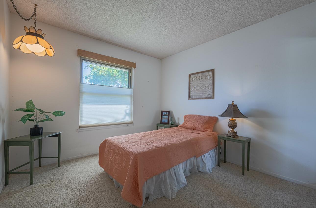 Detail Gallery Image 26 of 43 For 322 Coleridge Dr, Salinas,  CA 93901 - 3 Beds | 2/1 Baths