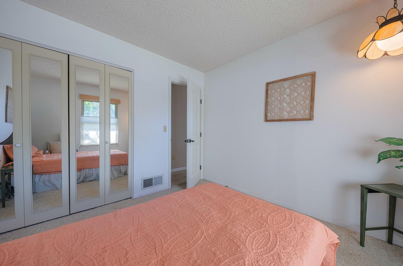 Detail Gallery Image 27 of 43 For 322 Coleridge Dr, Salinas,  CA 93901 - 3 Beds | 2/1 Baths