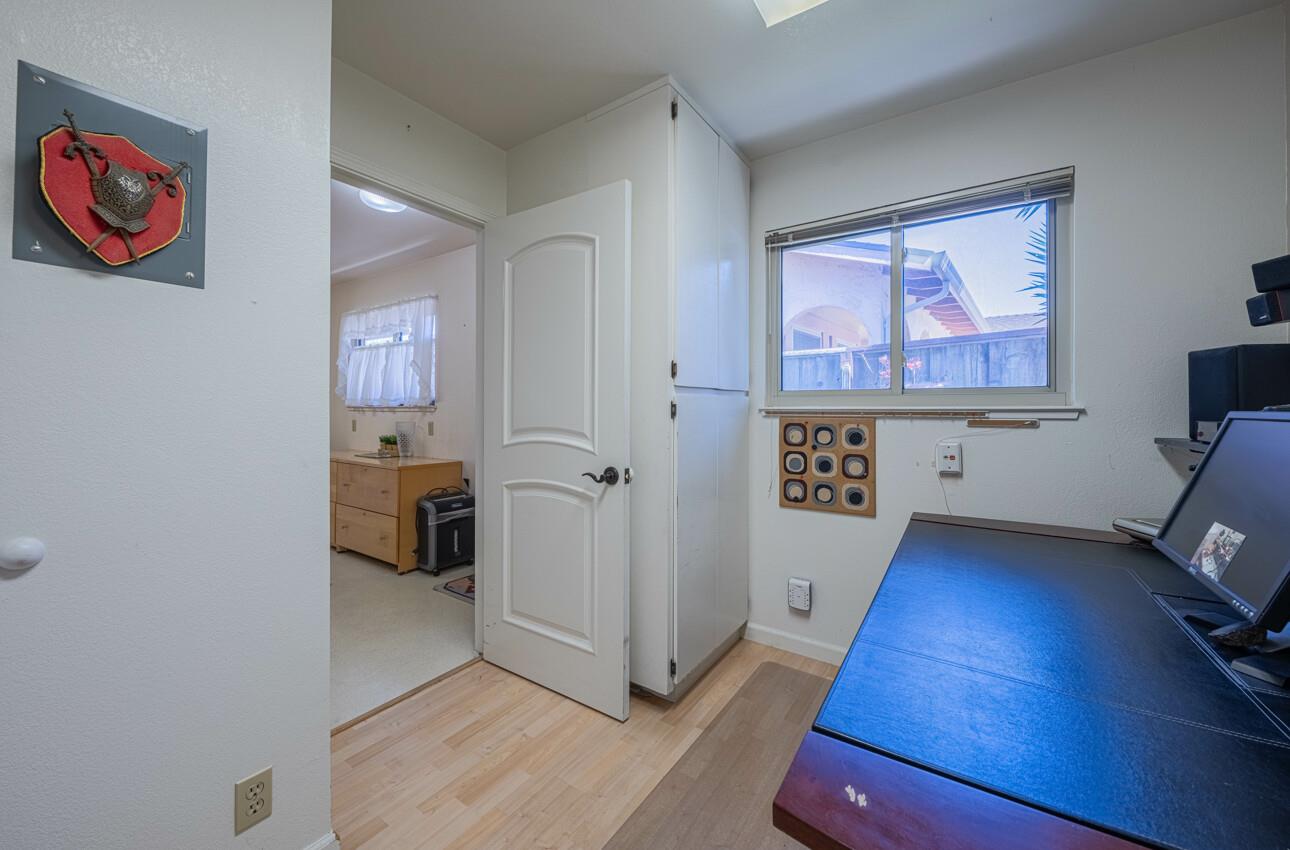 Detail Gallery Image 35 of 43 For 322 Coleridge Dr, Salinas,  CA 93901 - 3 Beds | 2/1 Baths