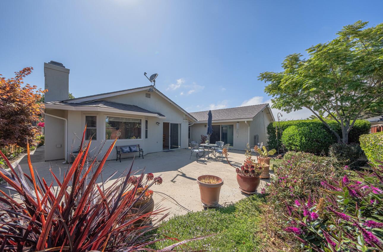 Detail Gallery Image 37 of 43 For 322 Coleridge Dr, Salinas,  CA 93901 - 3 Beds | 2/1 Baths