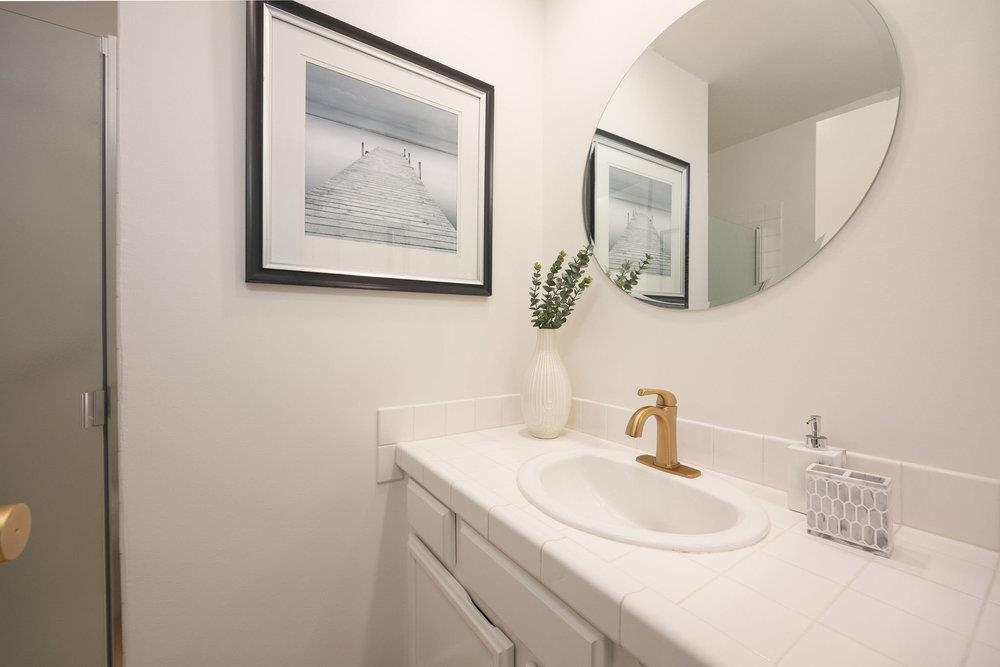 Detail Gallery Image 17 of 38 For 2008 Touraine Ln, Half Moon Bay,  CA 94019 - 4 Beds | 3 Baths
