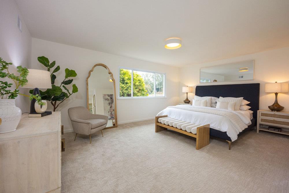 Detail Gallery Image 18 of 38 For 2008 Touraine Ln, Half Moon Bay,  CA 94019 - 4 Beds | 3 Baths