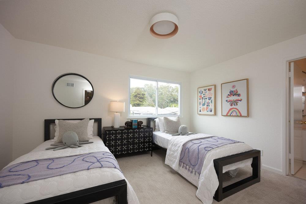 Detail Gallery Image 26 of 38 For 2008 Touraine Ln, Half Moon Bay,  CA 94019 - 4 Beds | 3 Baths