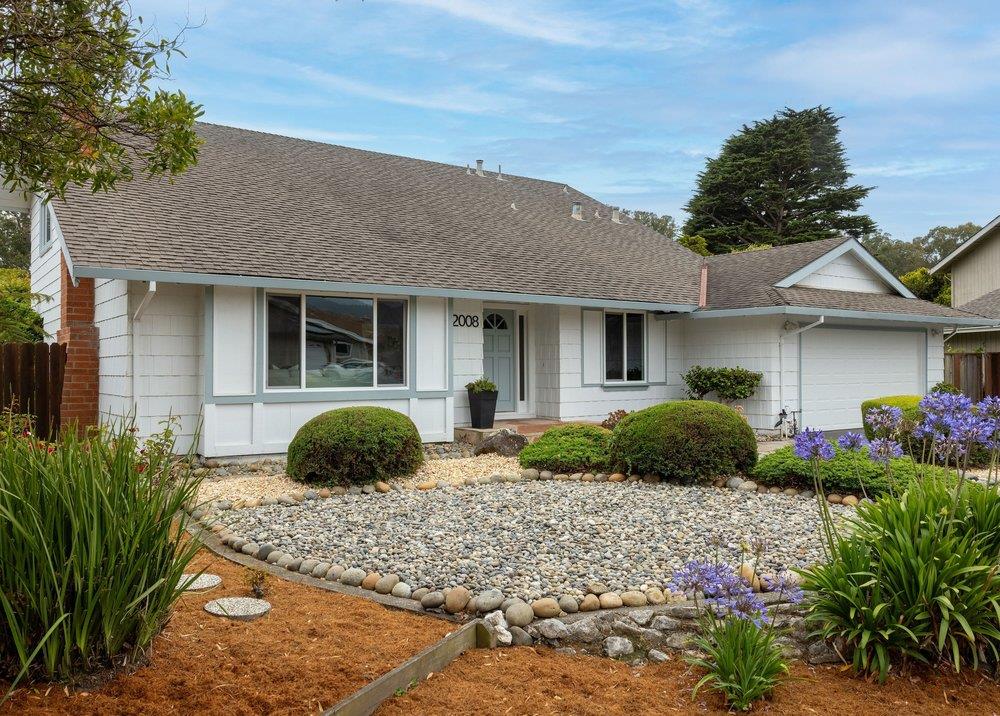 Detail Gallery Image 36 of 38 For 2008 Touraine Ln, Half Moon Bay,  CA 94019 - 4 Beds | 3 Baths