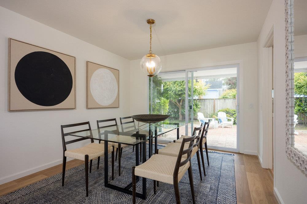 Detail Gallery Image 6 of 38 For 2008 Touraine Ln, Half Moon Bay,  CA 94019 - 4 Beds | 3 Baths
