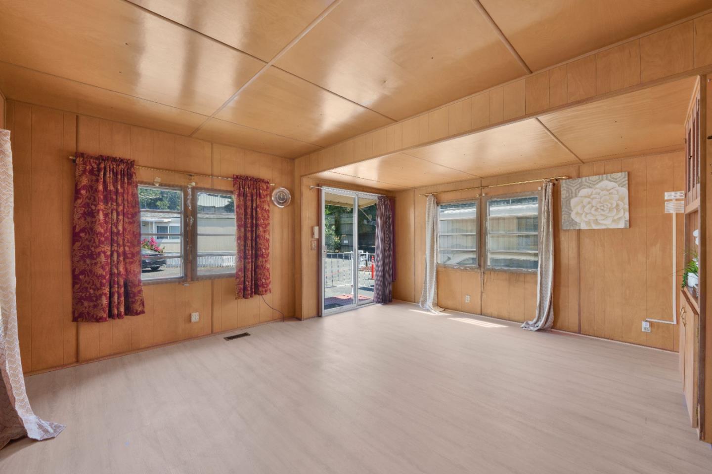 Detail Gallery Image 6 of 17 For 661 Bonita Ave #79,  San Jose,  CA 95116 - 2 Beds | 1 Baths