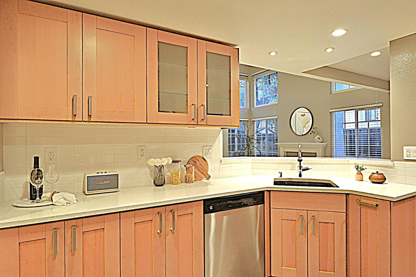 Detail Gallery Image 16 of 37 For 1944 N Star Cir, San Jose,  CA 95131 - 2 Beds | 2/1 Baths