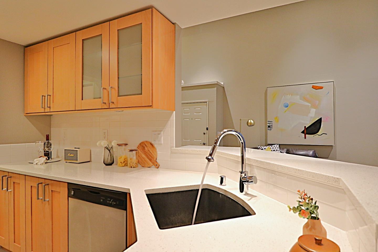 Detail Gallery Image 17 of 37 For 1944 N Star Cir, San Jose,  CA 95131 - 2 Beds | 2/1 Baths