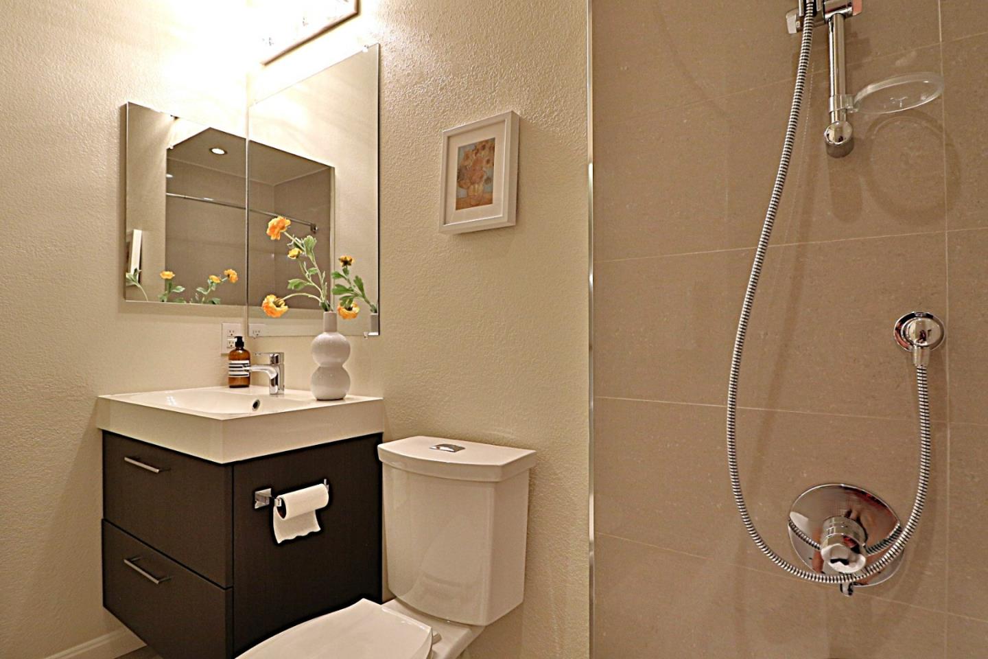 Detail Gallery Image 32 of 37 For 1944 N Star Cir, San Jose,  CA 95131 - 2 Beds | 2/1 Baths