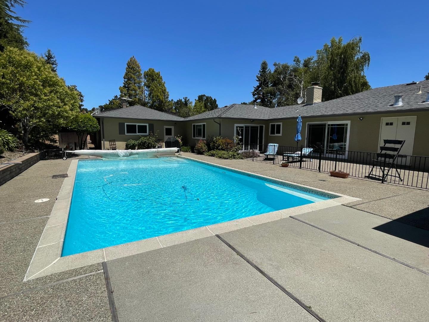Detail Gallery Image 25 of 25 For 55 Glengarry Way, Hillsborough,  CA 94010 - 4 Beds | 3/1 Baths