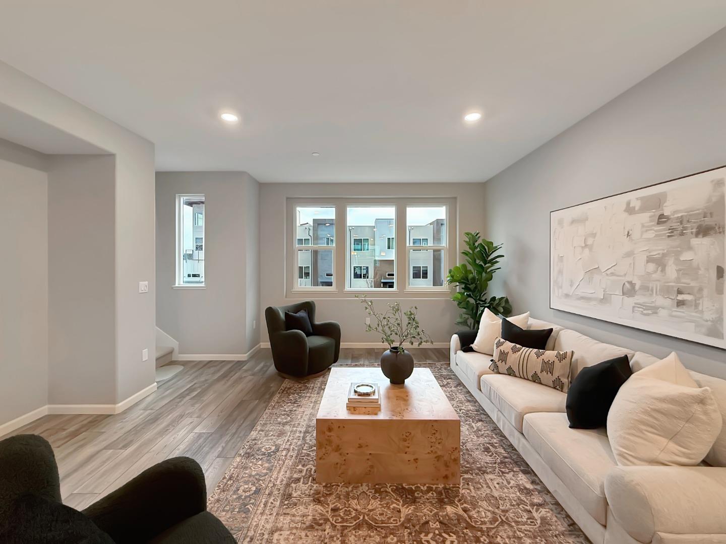 Detail Gallery Image 20 of 35 For 262 Agustin Narvaez St #3,  San Jose,  CA 95136 - 3 Beds | 3/1 Baths
