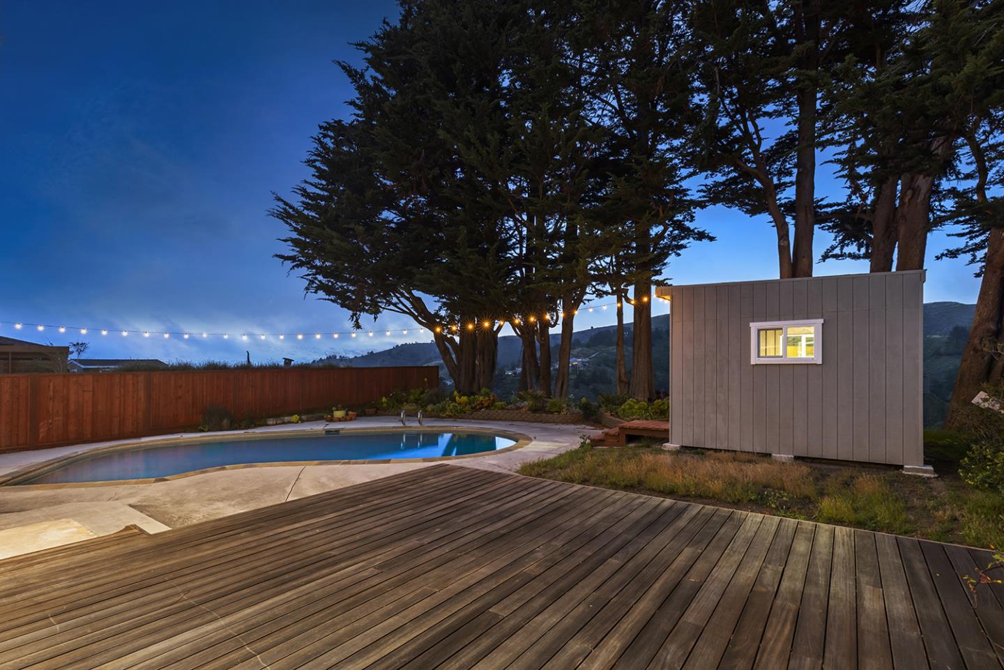 Detail Gallery Image 62 of 79 For 1215 Lerida Way, Pacifica,  CA 94044 - 4 Beds | 3 Baths