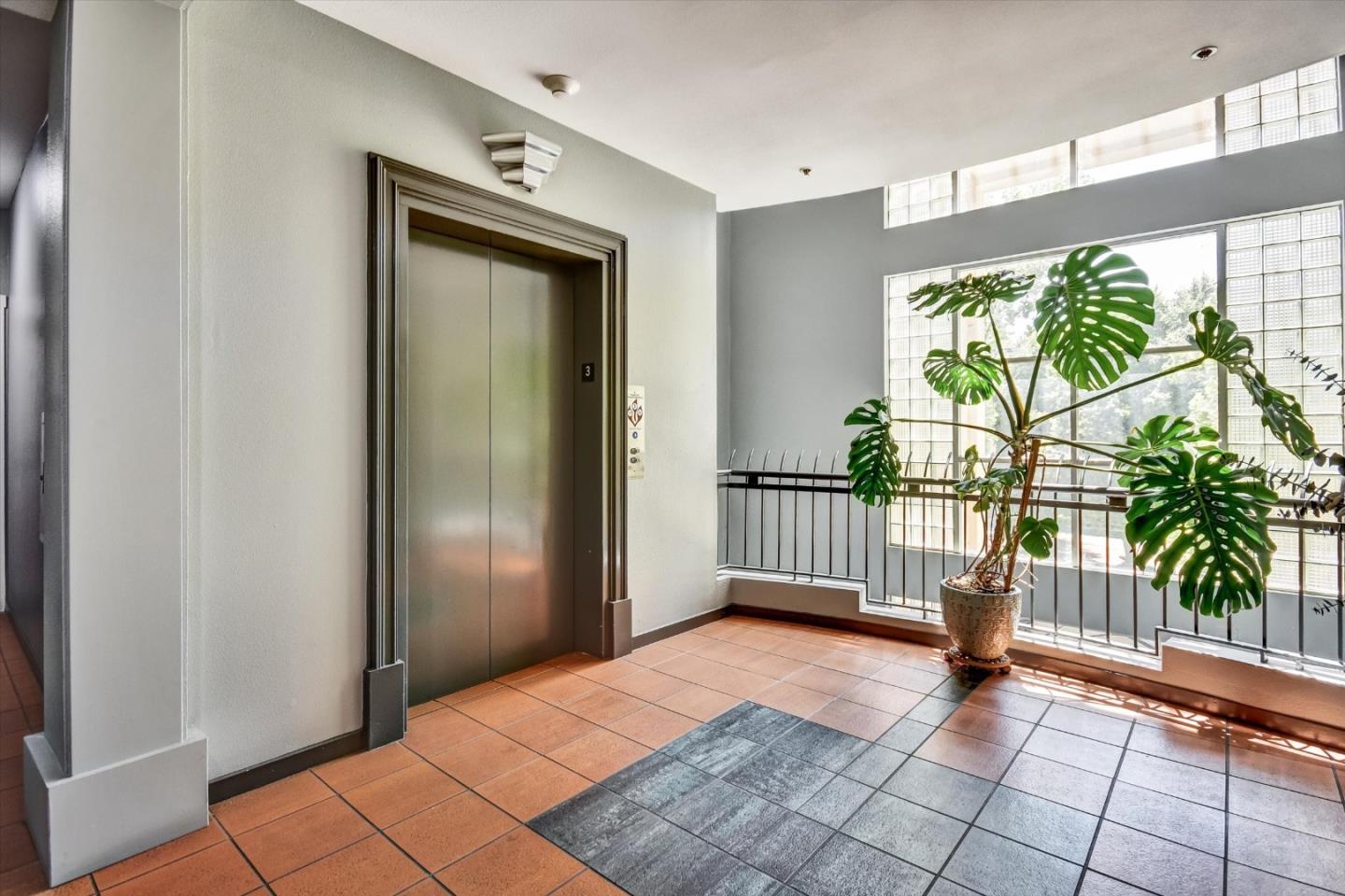 Detail Gallery Image 5 of 29 For 97 E Saint James St #38,  San Jose,  CA 95112 - 2 Beds | 2 Baths