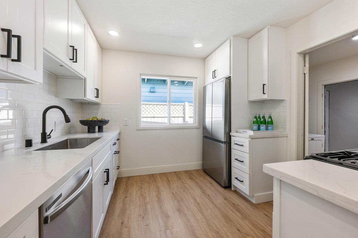 Detail Gallery Image 7 of 26 For 609 Fallon Ave, San Mateo,  CA 94401 - 3 Beds | 1 Baths