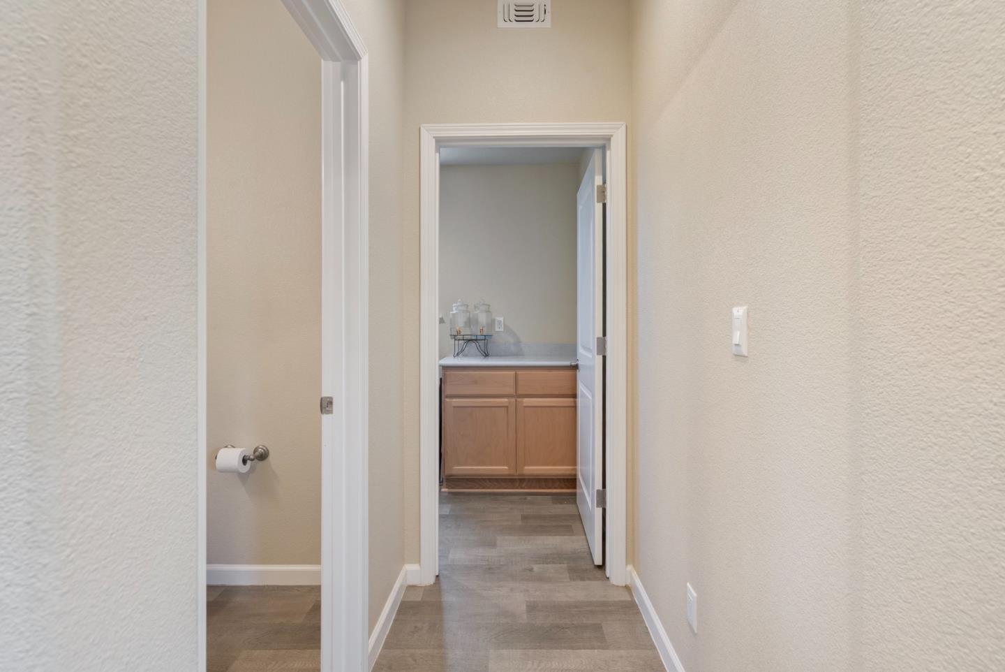 Detail Gallery Image 16 of 37 For 655 Lewis St, King City,  CA 93930 - 4 Beds | 2/1 Baths