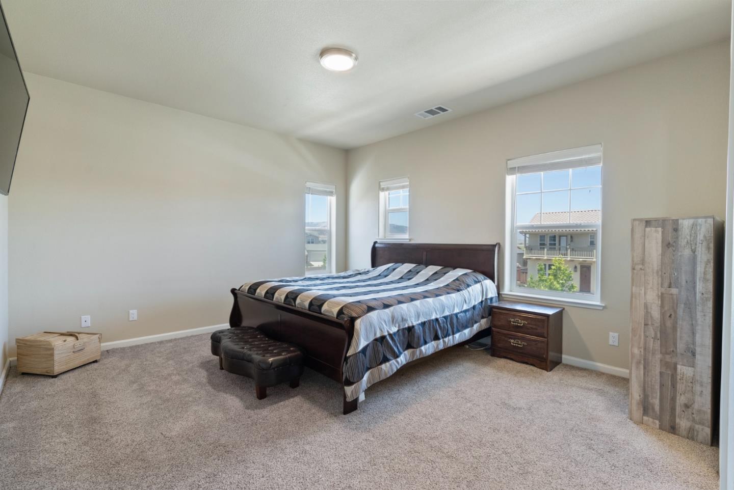 Detail Gallery Image 23 of 37 For 655 Lewis St, King City,  CA 93930 - 4 Beds | 2/1 Baths