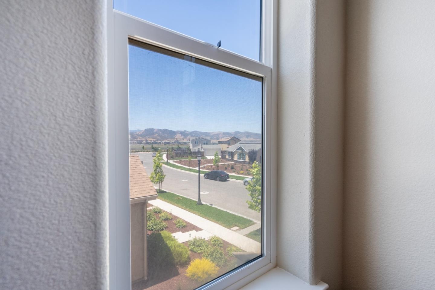 Detail Gallery Image 24 of 37 For 655 Lewis St, King City,  CA 93930 - 4 Beds | 2/1 Baths