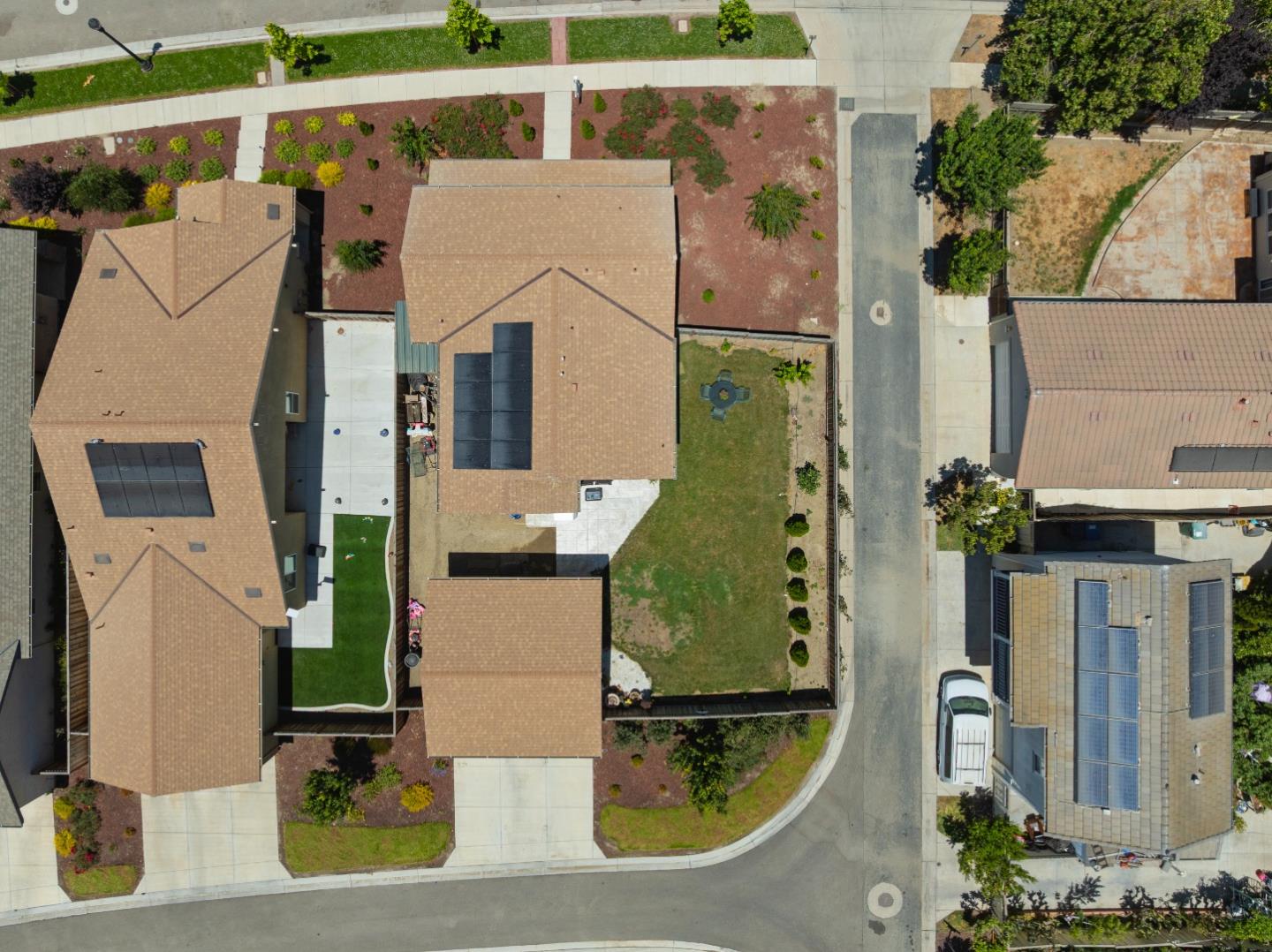 Detail Gallery Image 34 of 37 For 655 Lewis St, King City,  CA 93930 - 4 Beds | 2/1 Baths