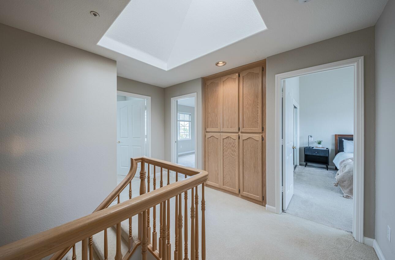 Detail Gallery Image 21 of 42 For 1016 Newington St, Salinas,  CA 93906 - 4 Beds | 2/1 Baths