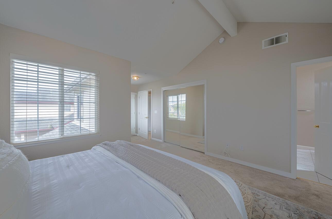 Detail Gallery Image 26 of 42 For 1016 Newington St, Salinas,  CA 93906 - 4 Beds | 2/1 Baths
