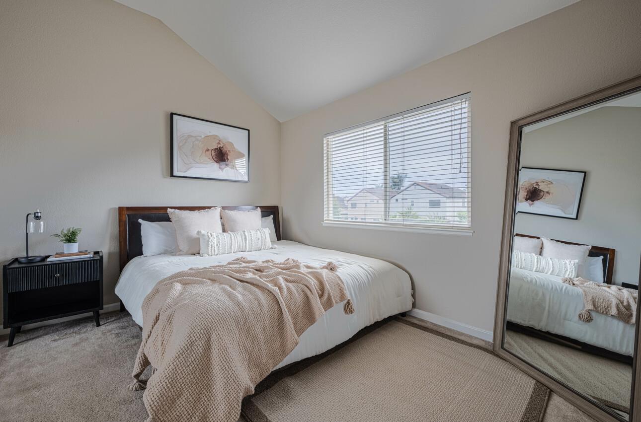 Detail Gallery Image 29 of 42 For 1016 Newington St, Salinas,  CA 93906 - 4 Beds | 2/1 Baths