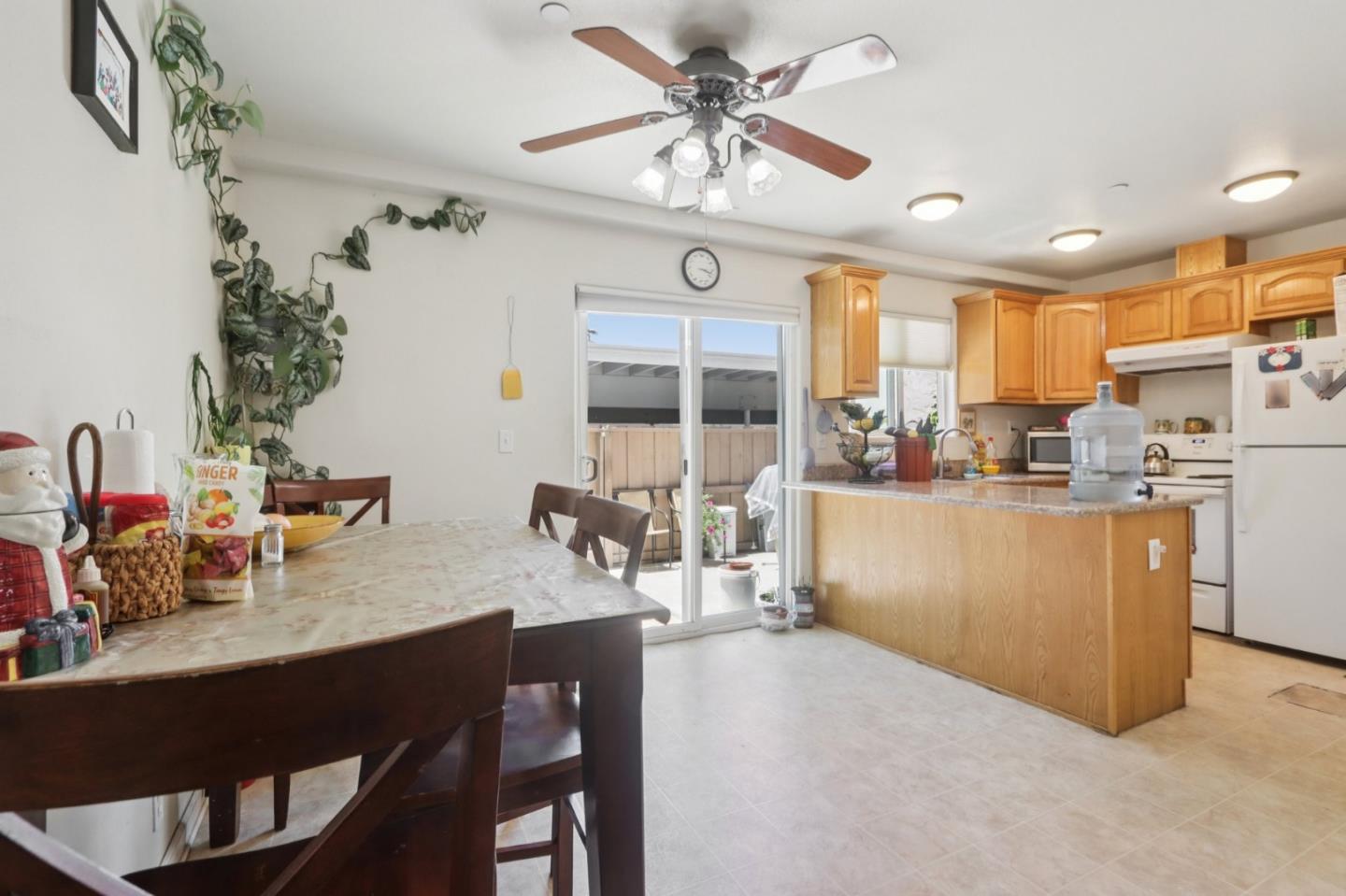 Detail Gallery Image 10 of 26 For 201 Jose Figueres Ave, San Jose,  CA 95116 - 2 Beds | 1/1 Baths