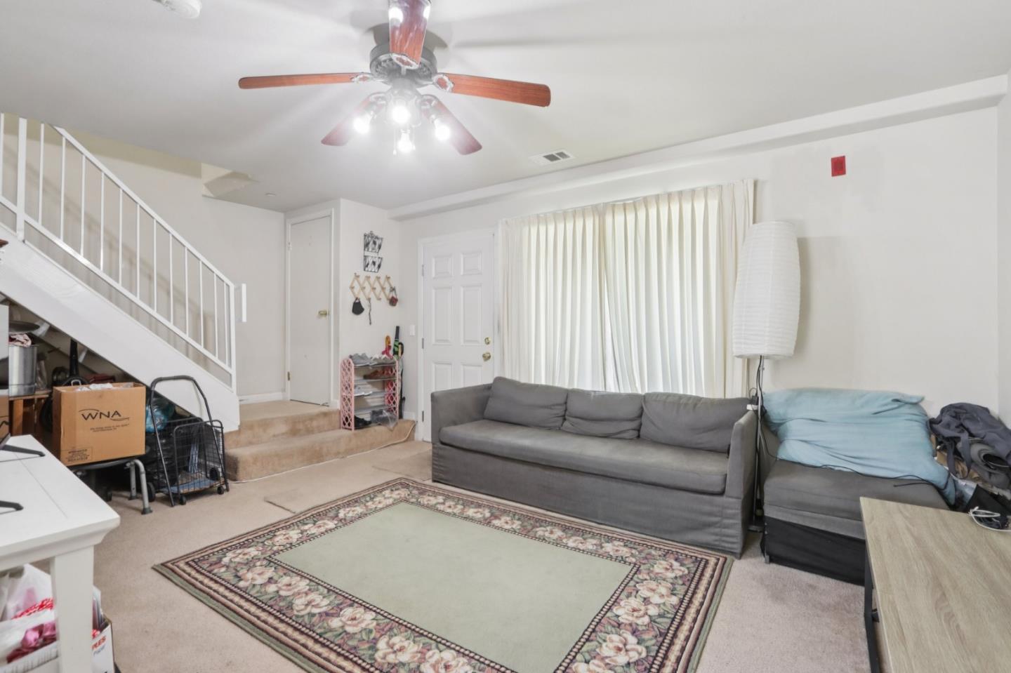 Detail Gallery Image 2 of 26 For 201 Jose Figueres Ave, San Jose,  CA 95116 - 2 Beds | 1/1 Baths