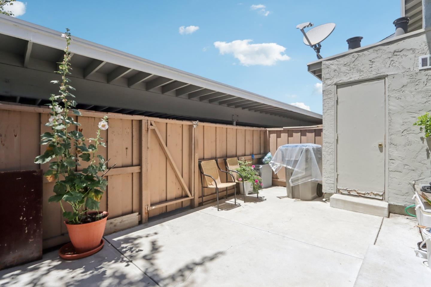Detail Gallery Image 22 of 26 For 201 Jose Figueres Ave, San Jose,  CA 95116 - 2 Beds | 1/1 Baths
