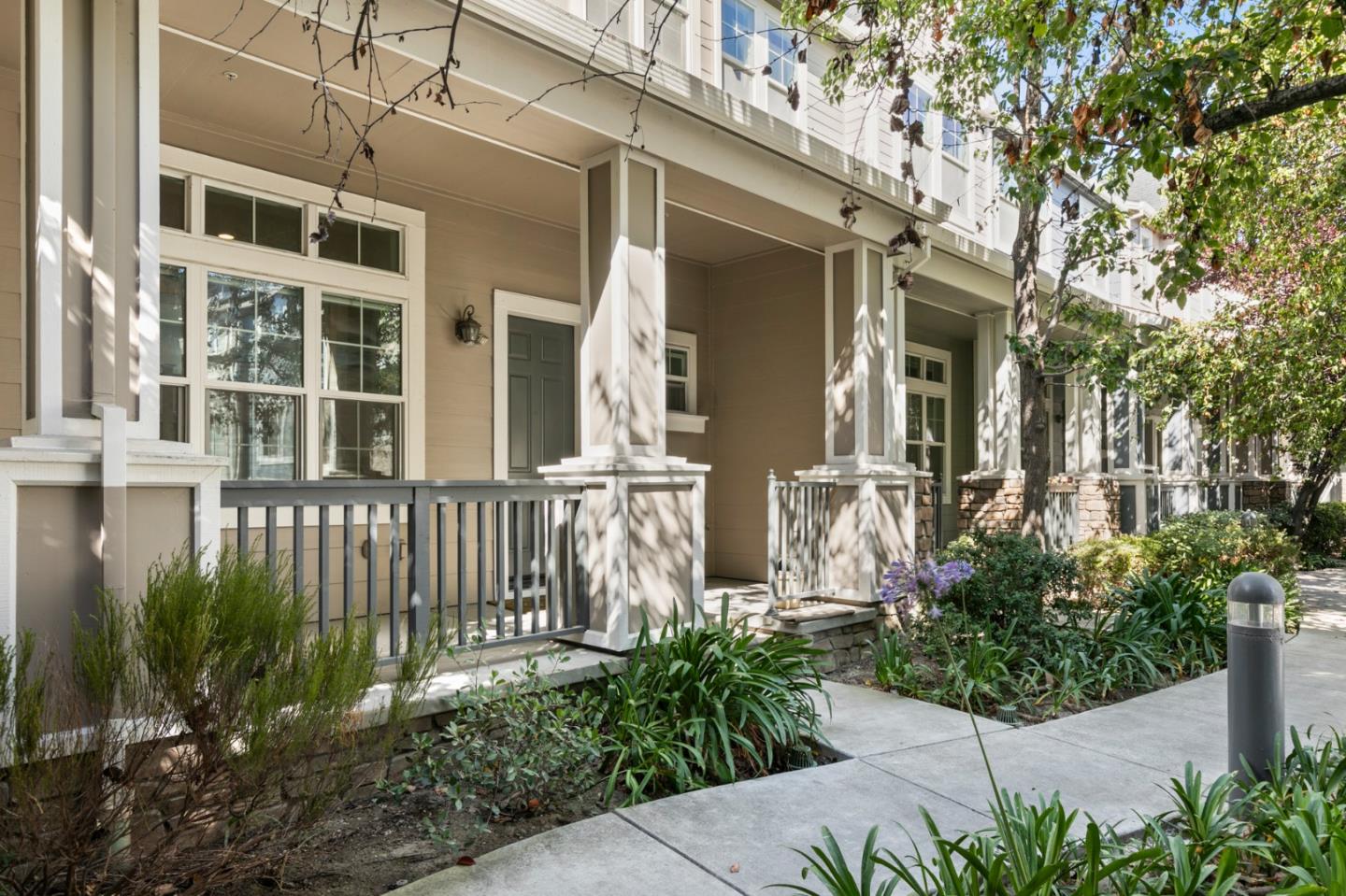 Detail Gallery Image 3 of 28 For 307 Destino Cir, San Jose,  CA 95133 - 3 Beds | 2/1 Baths