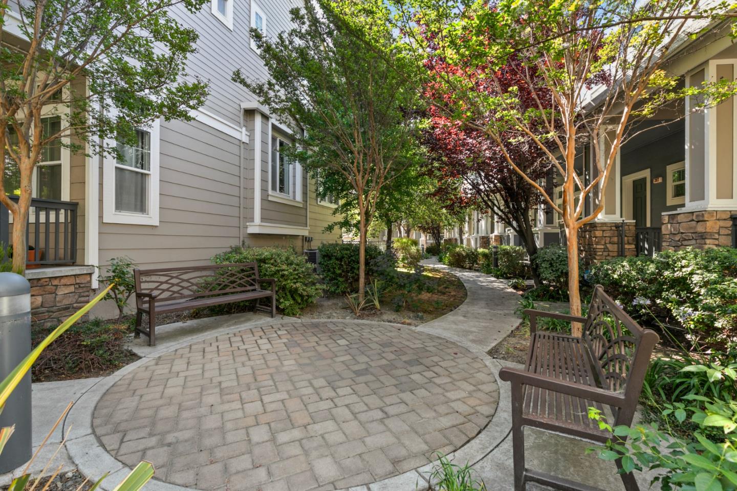 Detail Gallery Image 4 of 28 For 307 Destino Cir, San Jose,  CA 95133 - 3 Beds | 2/1 Baths