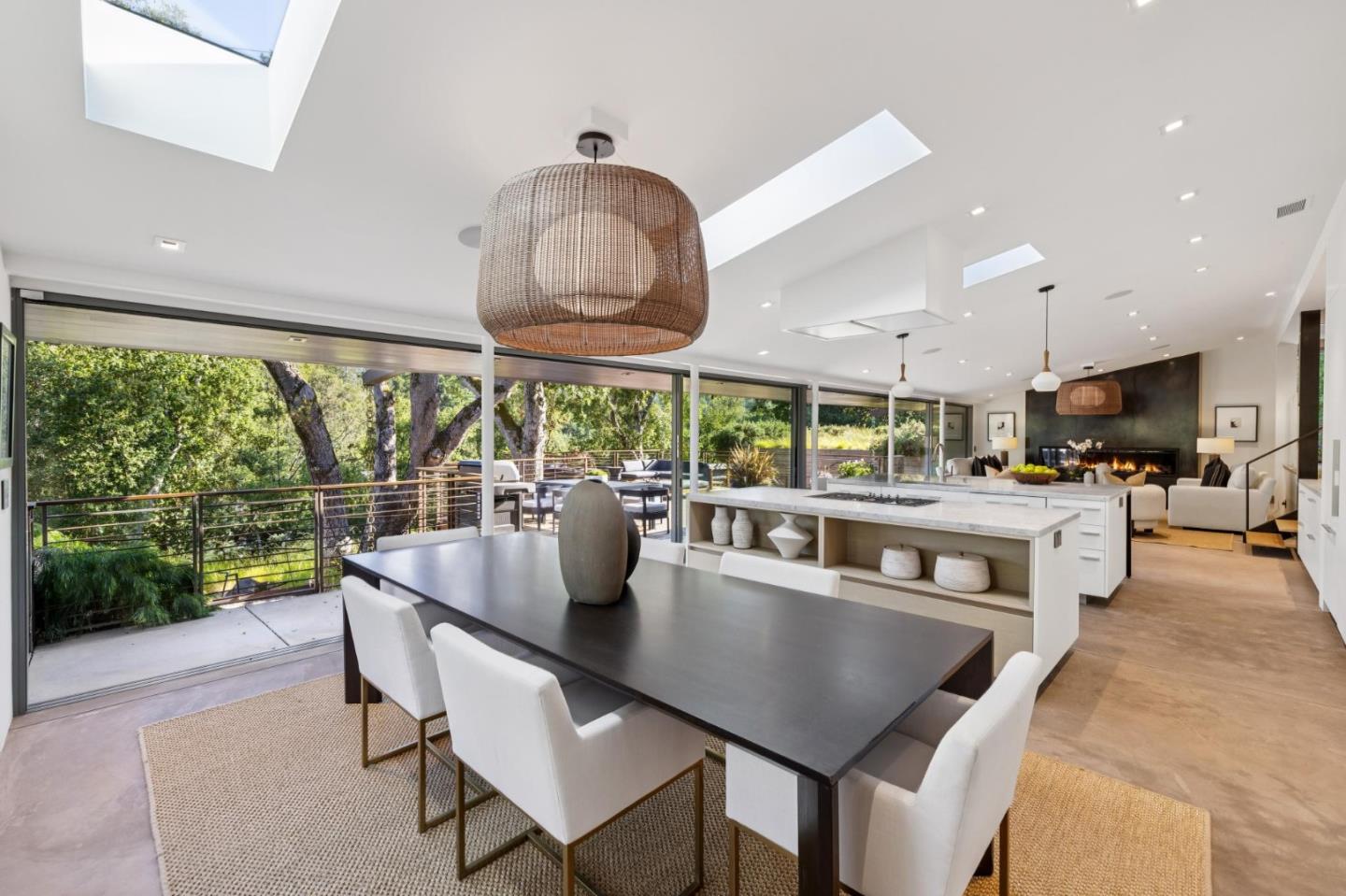 Detail Gallery Image 15 of 52 For 22 Grove Dr, Portola Valley,  CA 94028 - 3 Beds | 3 Baths