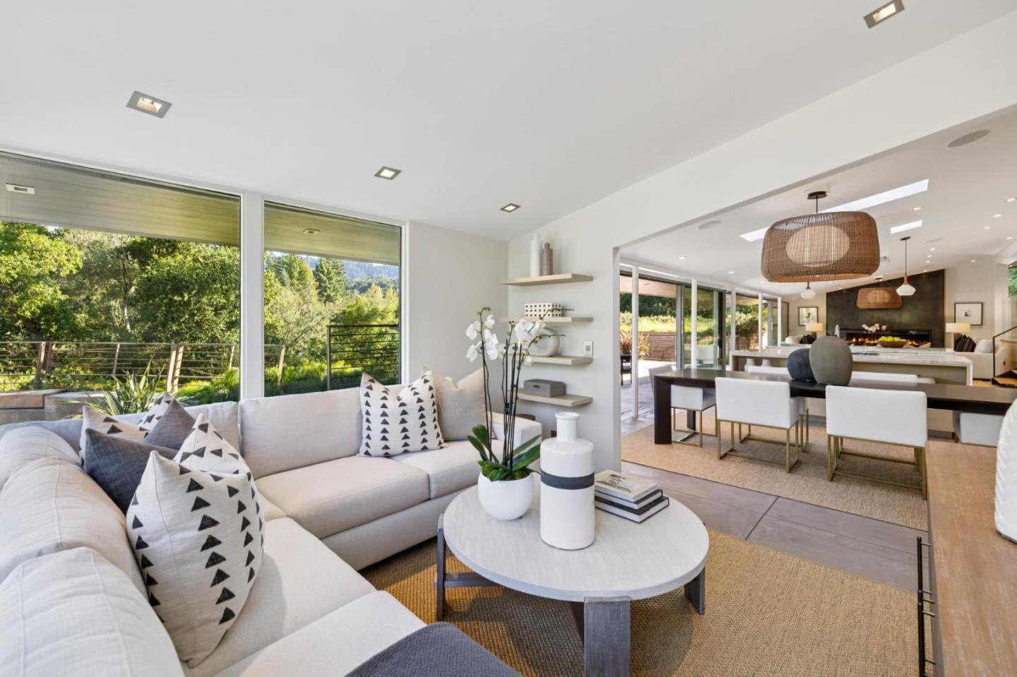 Detail Gallery Image 17 of 52 For 22 Grove Dr, Portola Valley,  CA 94028 - 3 Beds | 3 Baths