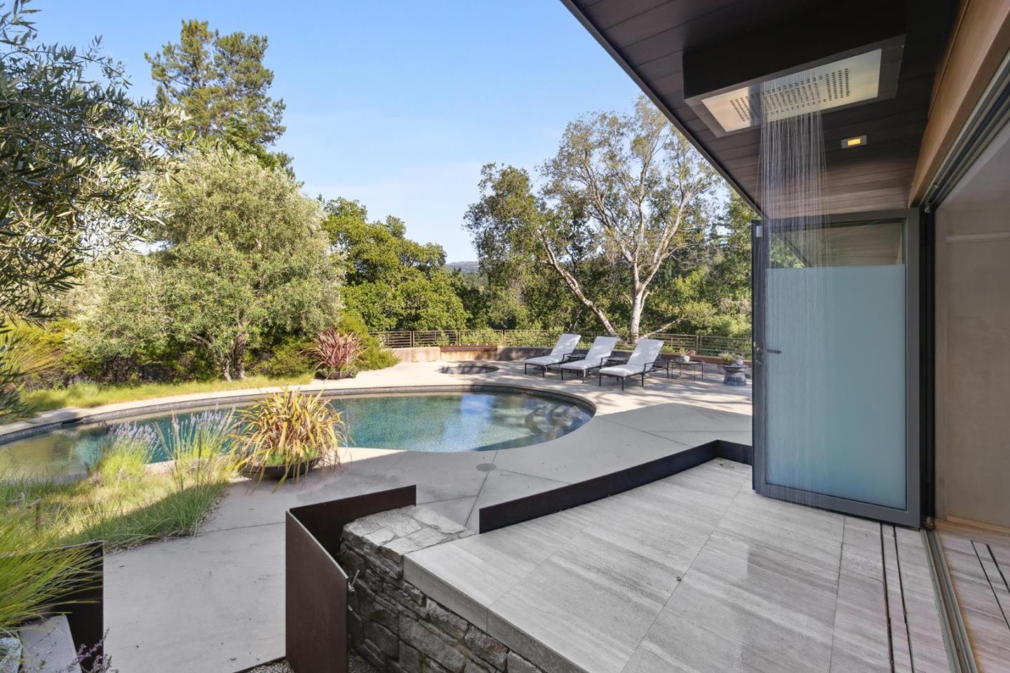 Detail Gallery Image 24 of 52 For 22 Grove Dr, Portola Valley,  CA 94028 - 3 Beds | 3 Baths