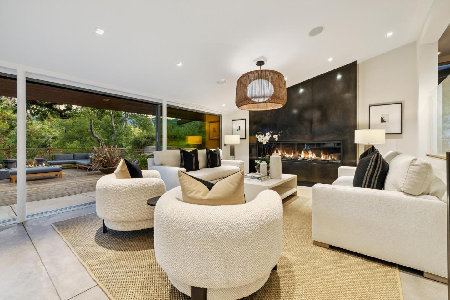 Detail Gallery Image 45 of 52 For 22 Grove Dr, Portola Valley,  CA 94028 - 3 Beds | 3 Baths