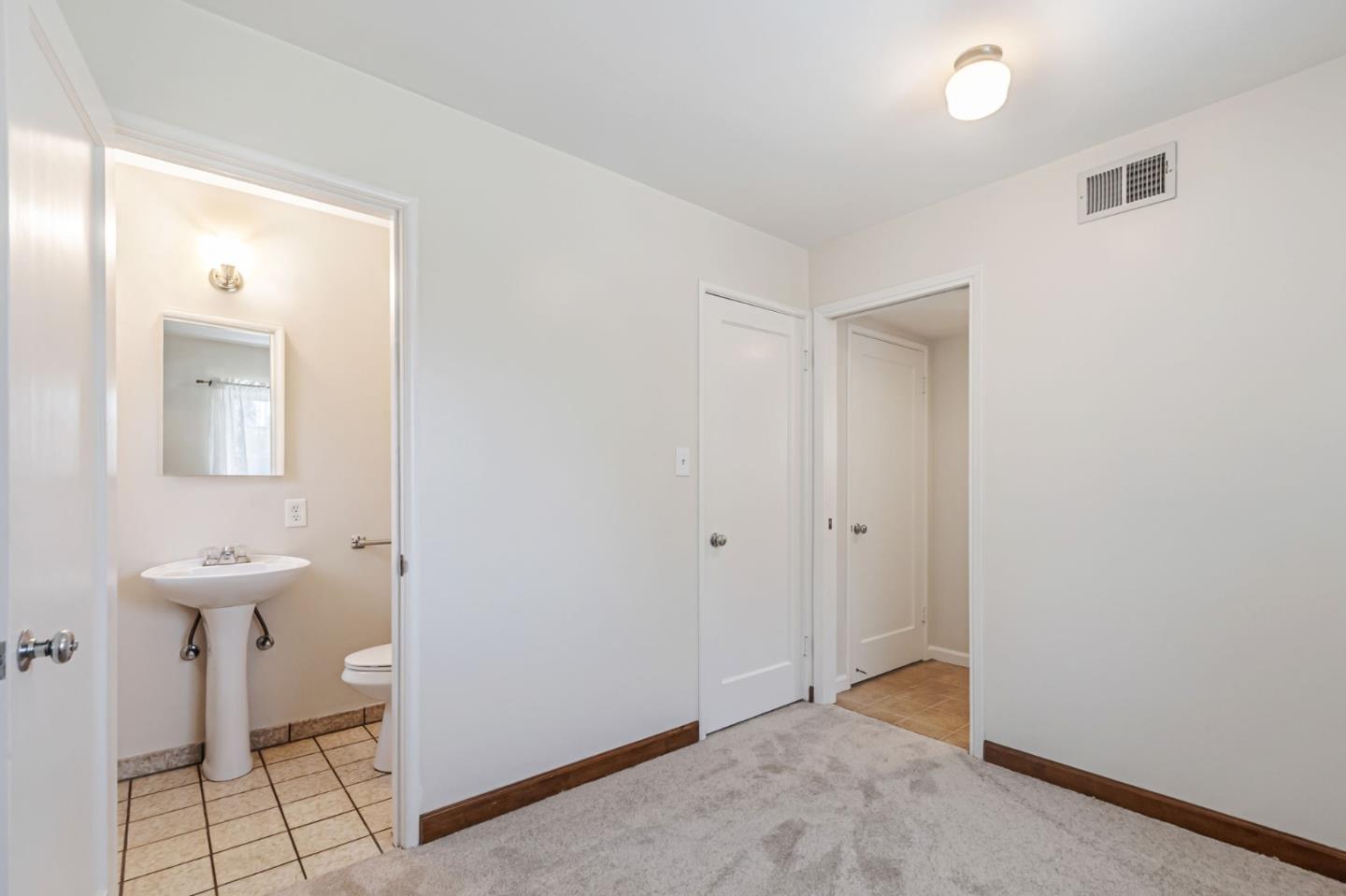 Detail Gallery Image 19 of 28 For 1924 Stafford St, Santa Clara,  CA 95050 - 3 Beds | 1/1 Baths
