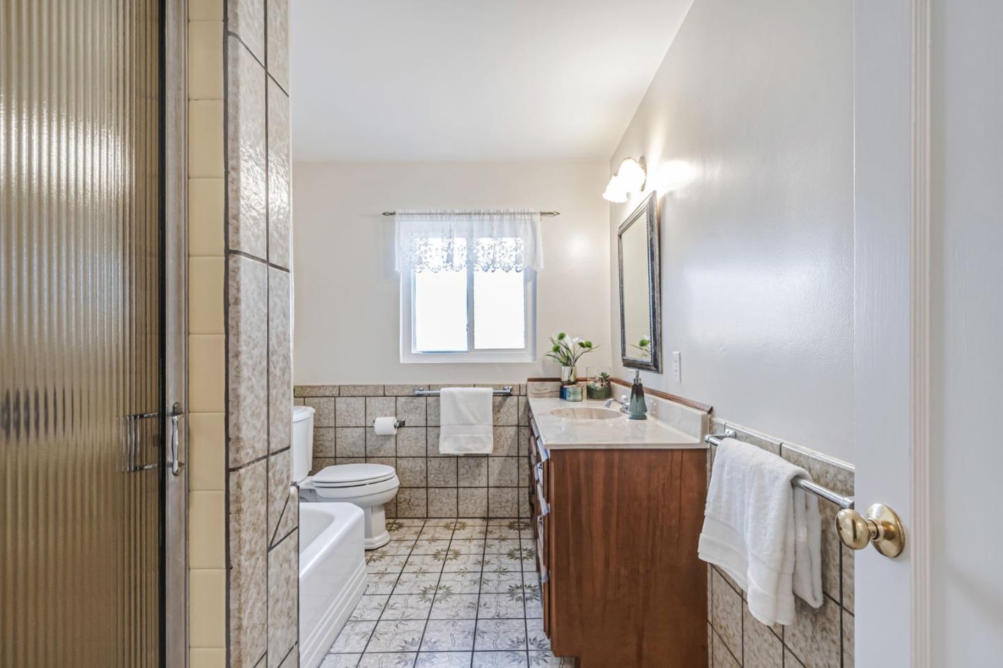 Detail Gallery Image 20 of 28 For 1924 Stafford St, Santa Clara,  CA 95050 - 3 Beds | 1/1 Baths