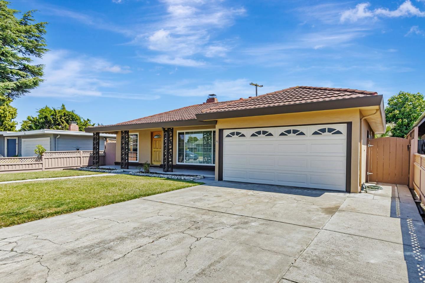 Detail Gallery Image 3 of 28 For 1924 Stafford St, Santa Clara,  CA 95050 - 3 Beds | 1/1 Baths