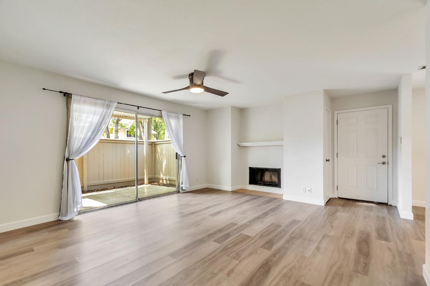 Detail Gallery Image 16 of 27 For 5535 Sean Cir #61,  San Jose,  CA 95123 - 3 Beds | 2 Baths