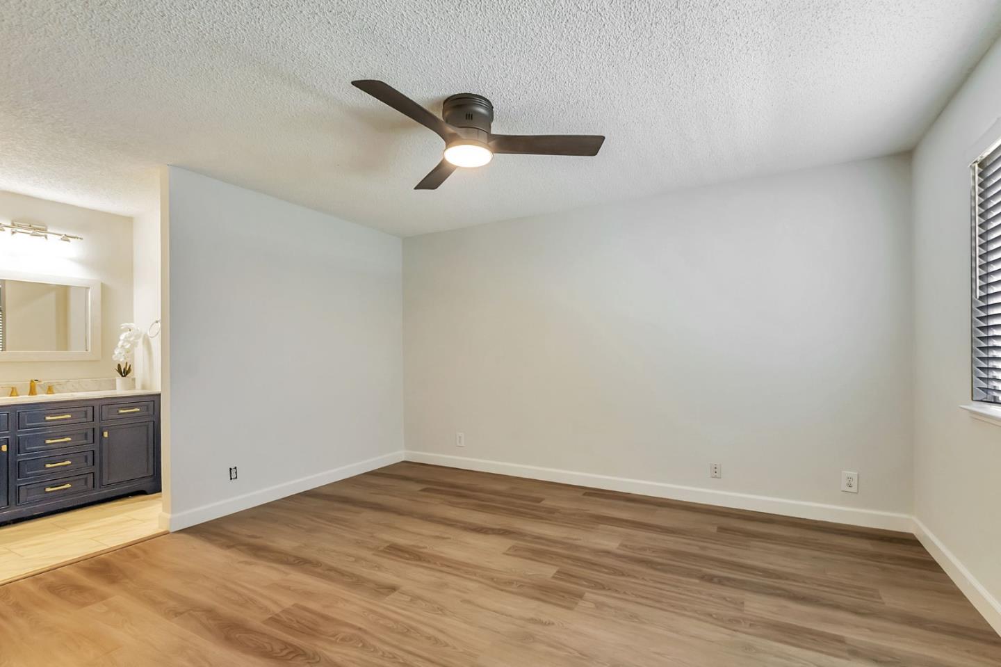 Detail Gallery Image 20 of 27 For 5535 Sean Cir #61,  San Jose,  CA 95123 - 3 Beds | 2 Baths