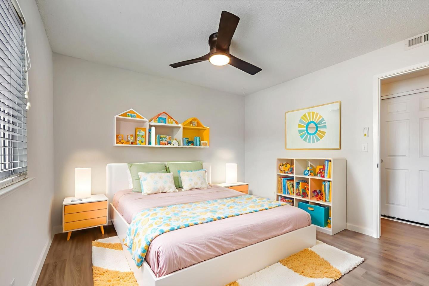 Detail Gallery Image 7 of 27 For 5535 Sean Cir #61,  San Jose,  CA 95123 - 3 Beds | 2 Baths