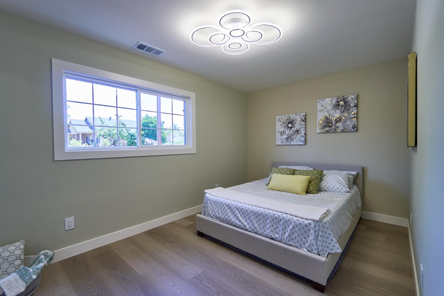 Detail Gallery Image 8 of 19 For 10281 Ryan St, San Jose,  CA 95127 - 3 Beds | 2 Baths