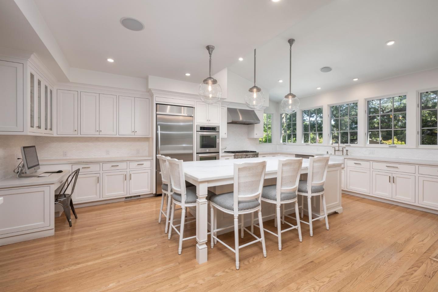 Detail Gallery Image 10 of 38 For 2820 Adeline Dr, Burlingame,  CA 94010 - 4 Beds | 3 Baths