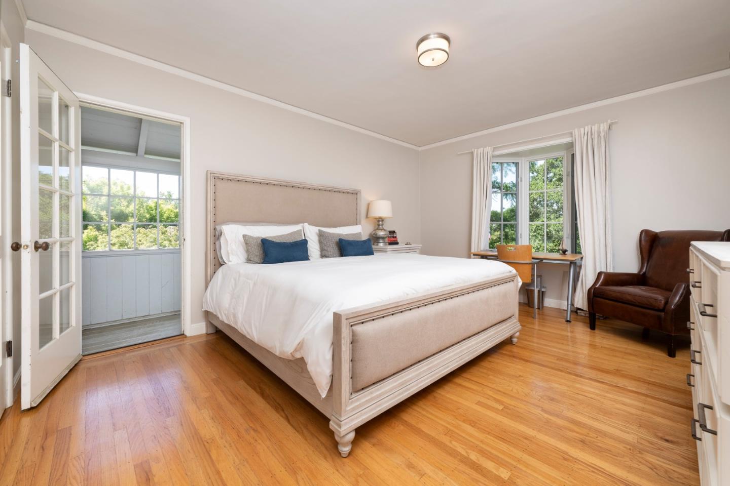 Detail Gallery Image 21 of 38 For 2820 Adeline Dr, Burlingame,  CA 94010 - 4 Beds | 3 Baths