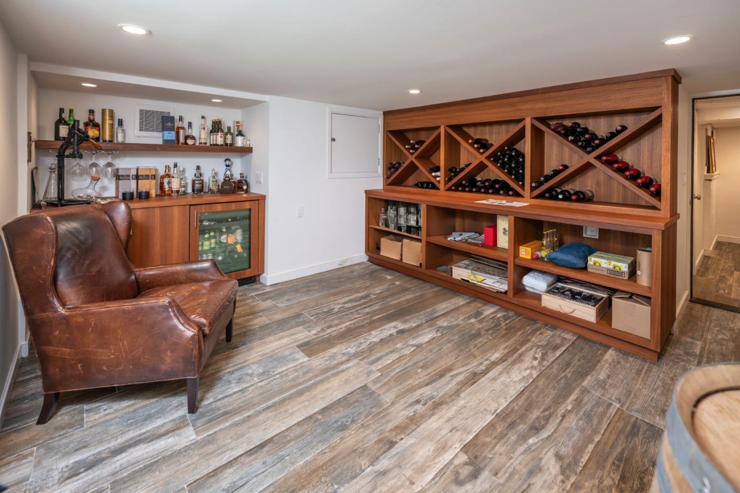 Detail Gallery Image 25 of 38 For 2820 Adeline Dr, Burlingame,  CA 94010 - 4 Beds | 3 Baths