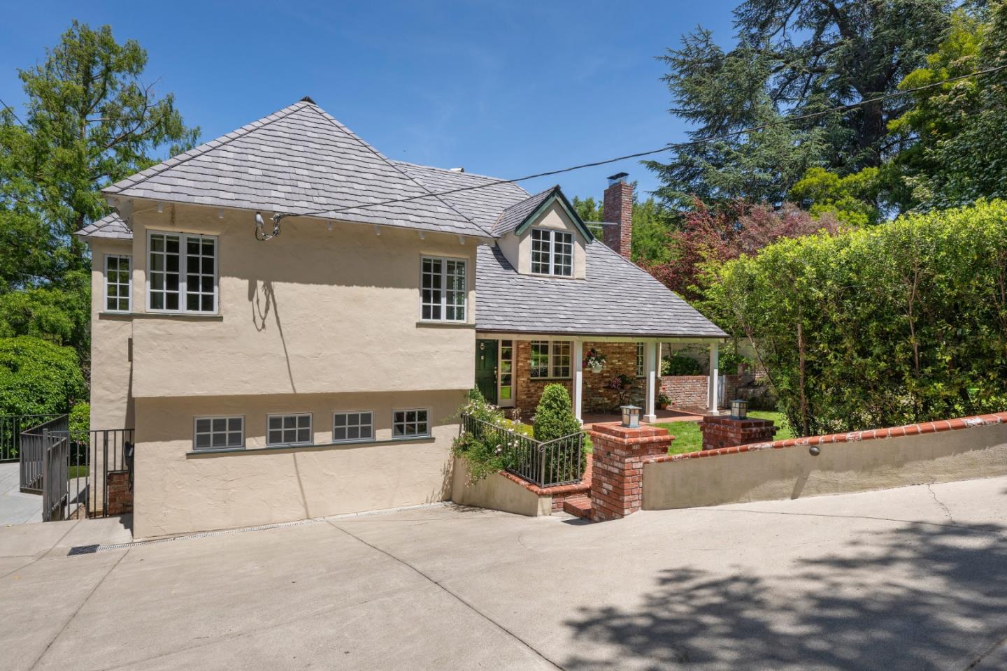 Detail Gallery Image 36 of 38 For 2820 Adeline Dr, Burlingame,  CA 94010 - 4 Beds | 3 Baths