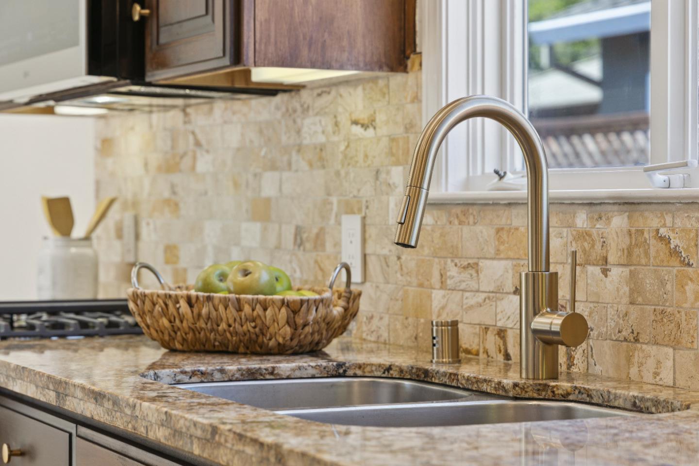 Detail Gallery Image 20 of 78 For 1691 Topeka Ave, San Jose,  CA 95126 - 4 Beds | 3 Baths